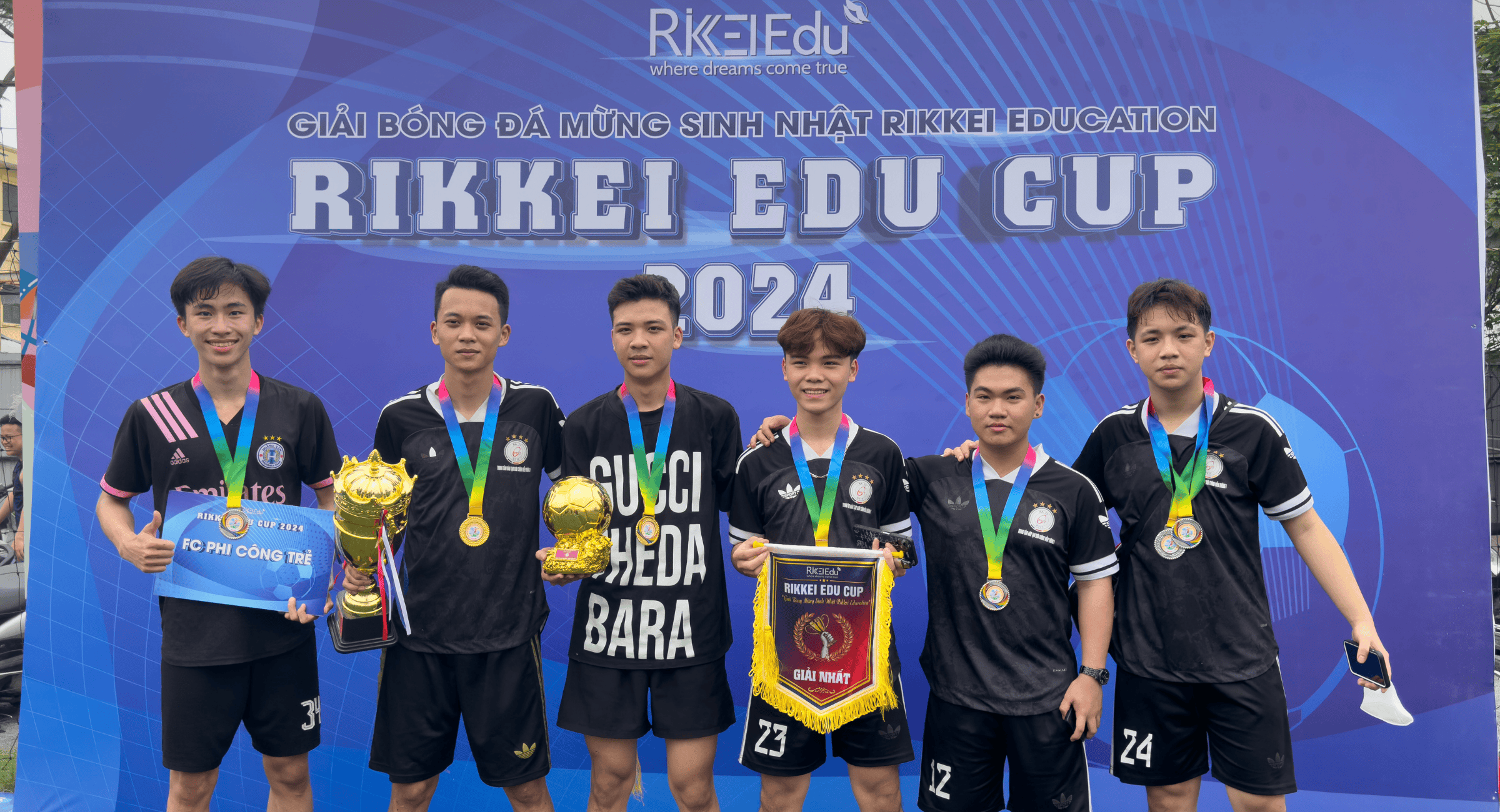 Giải bóng đá ptit