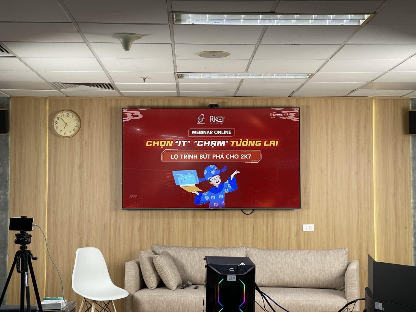 WEBINAR “CHỌN IT – CHẠM TƯƠNG LAI”